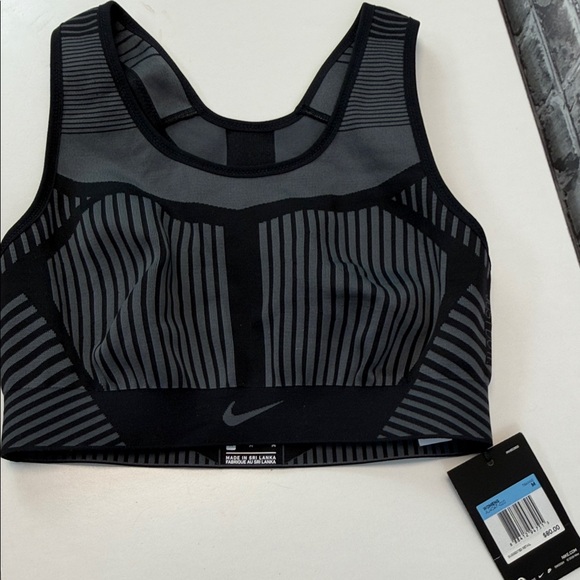 NWT Black and Gray Nike Women's Sports Bra - Picture 7 of 7